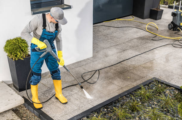 Why Choose Our Certified Pressure Washing Experts for Your Project Needs in Saltillo, MS?
